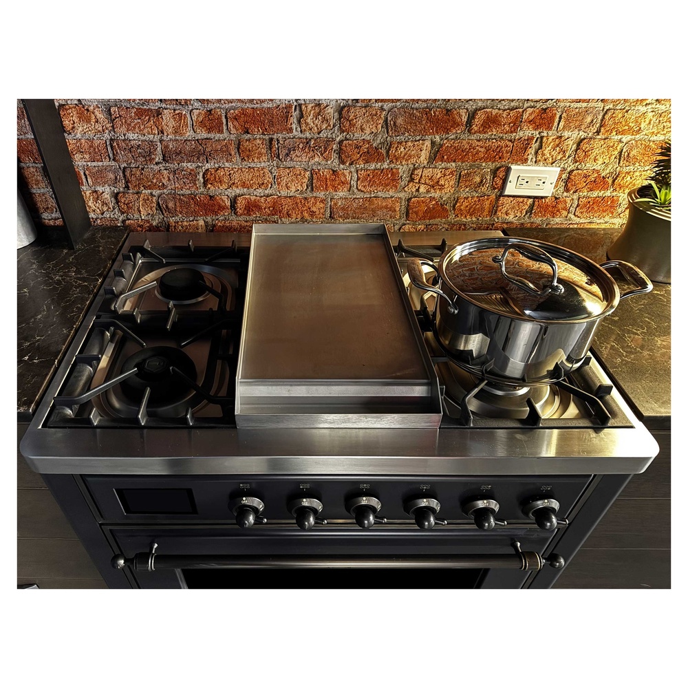 ILVE_UM09FDNS3MGB_Majestic_II_36_Dual_Fuel_Range_Top_Angle